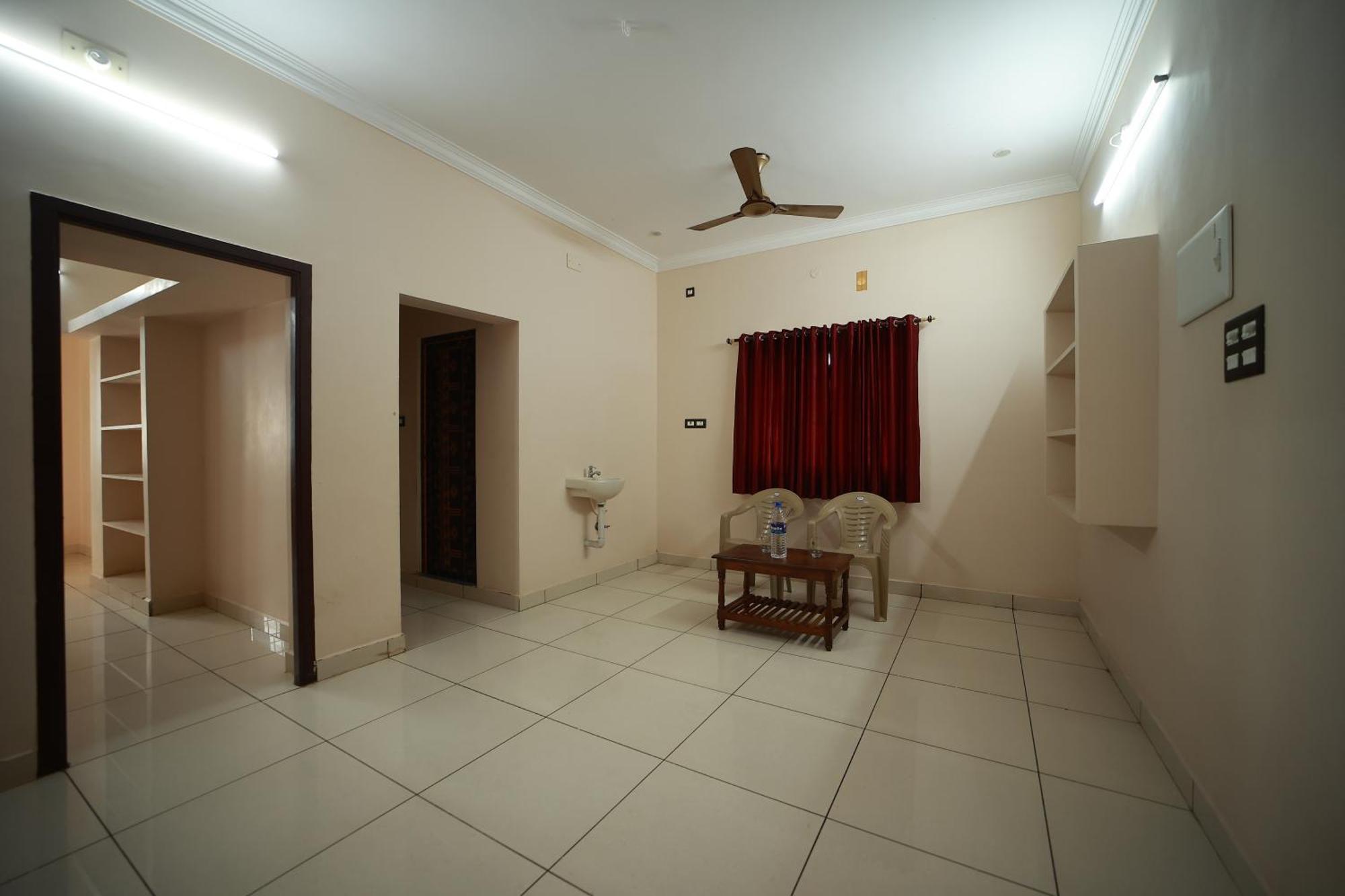 Appartement Royal Castle Residency à Pondichéry Extérieur photo