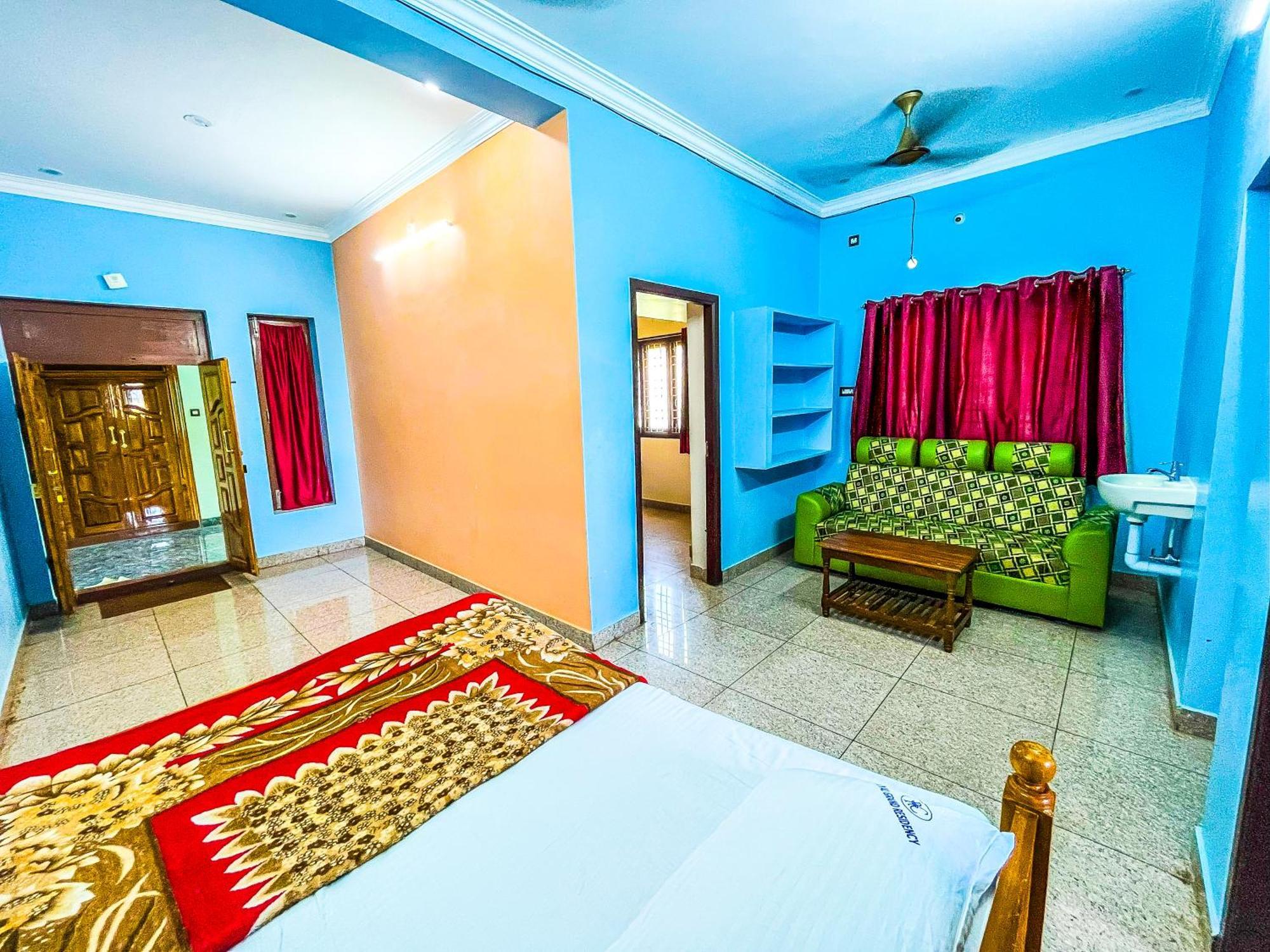 Appartement Royal Castle Residency à Pondichéry Extérieur photo